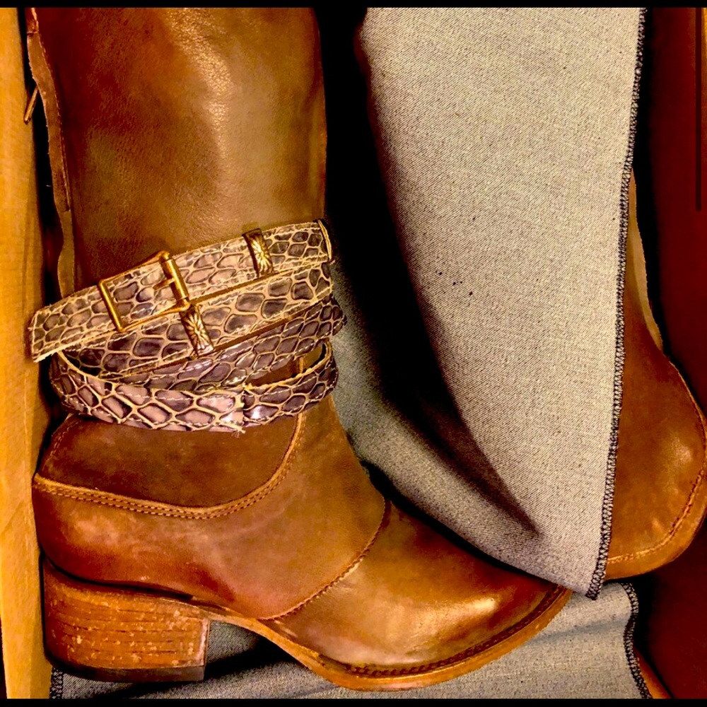 Free Bird Boots Size 8